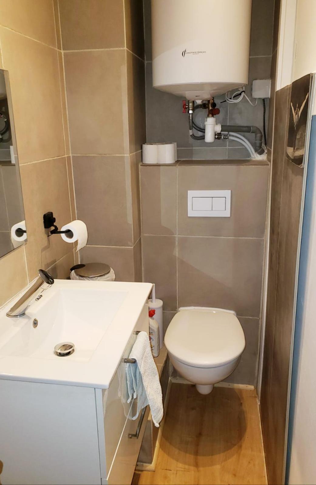 Air-Conditioned Residential Suite From 1 To 6 - Bathtubs In Rooms - Wifi - Kitchen - Laundry - Self-Arrival - Parking アヴィニョン エクステリア 写真